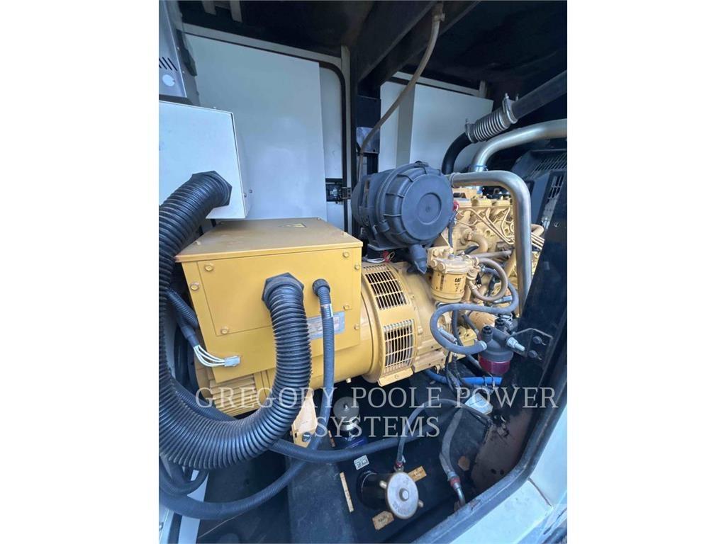 CAT XQ30 기타 발전기