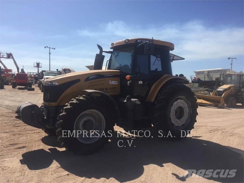 Challenger MT525D 4WD 트랙터