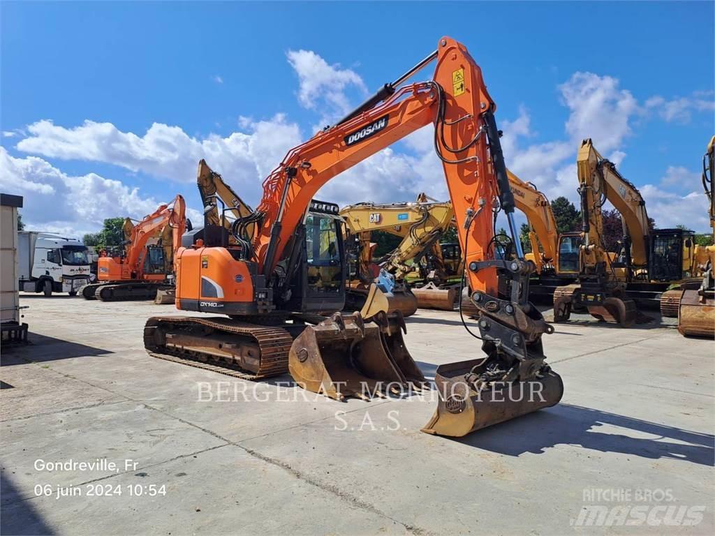 Doosan DX140LCR 대형 굴삭기 29톤 이상