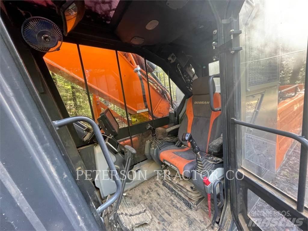 Doosan DX300LL-5 원목 채집운반기