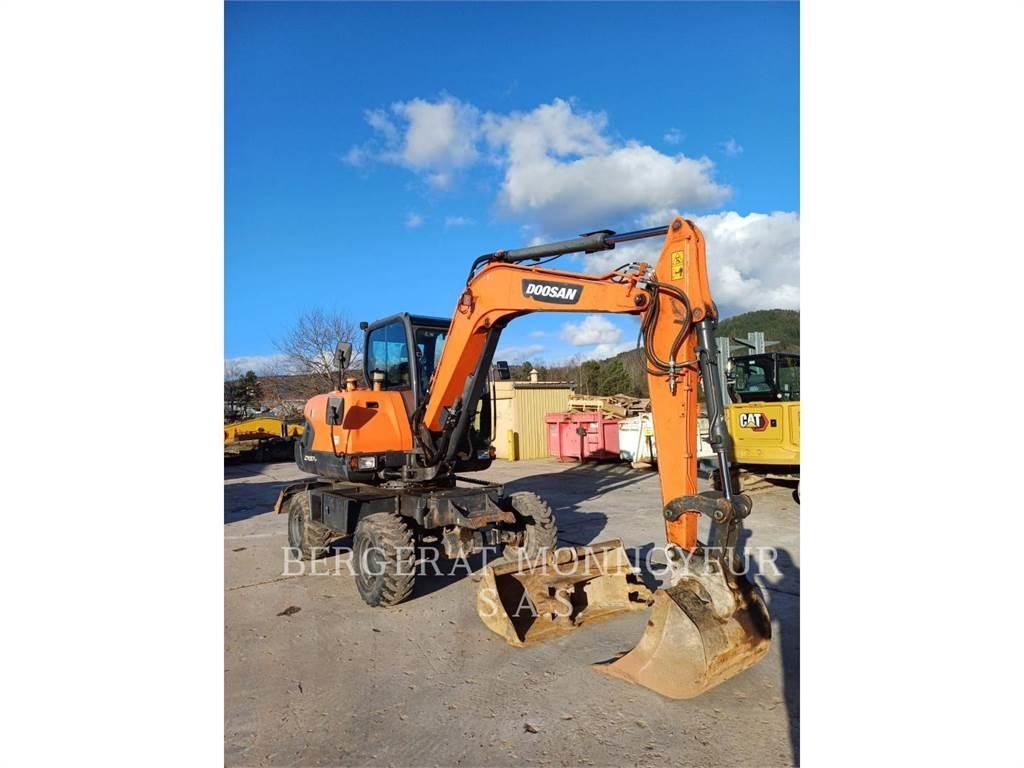 Doosan DX57W-7  휠 굴삭기