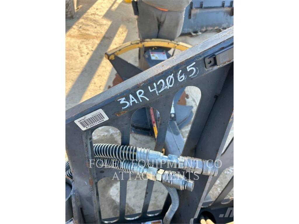 Dymax TSASS38DHF  스키드로더