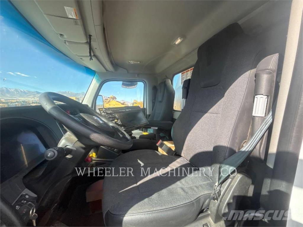  E.D. ETNYRE DIST 3500 아스팔트 분무기