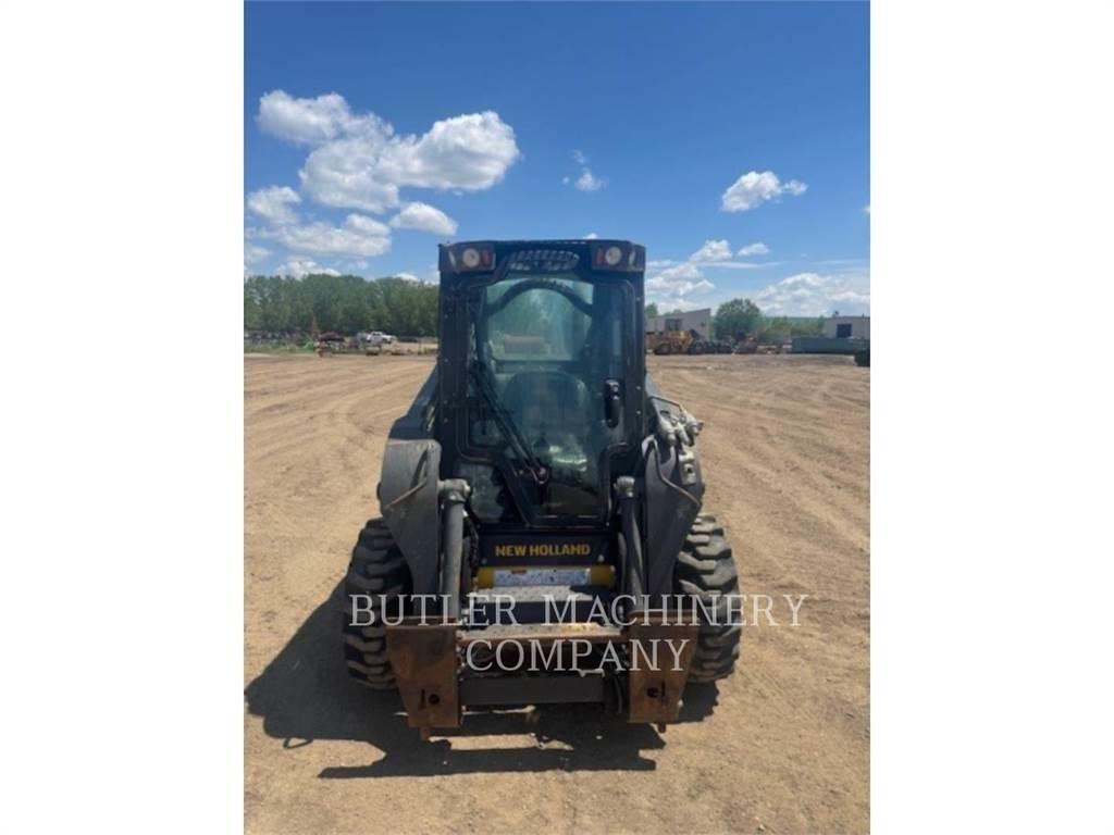 Ford / New Holland L318  스키드로더