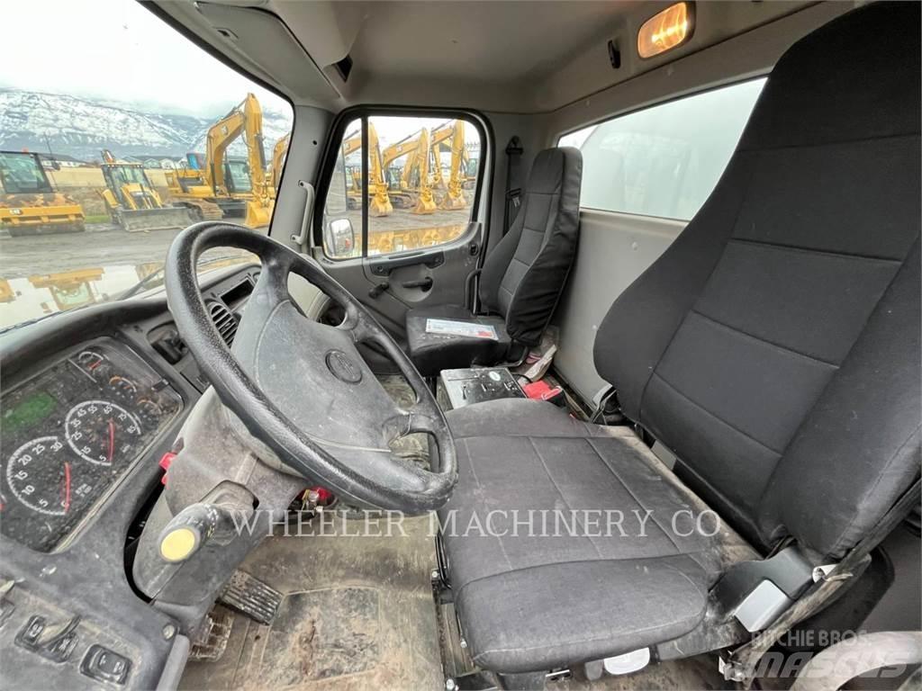Freightliner WT4000 A 탱커 트럭
