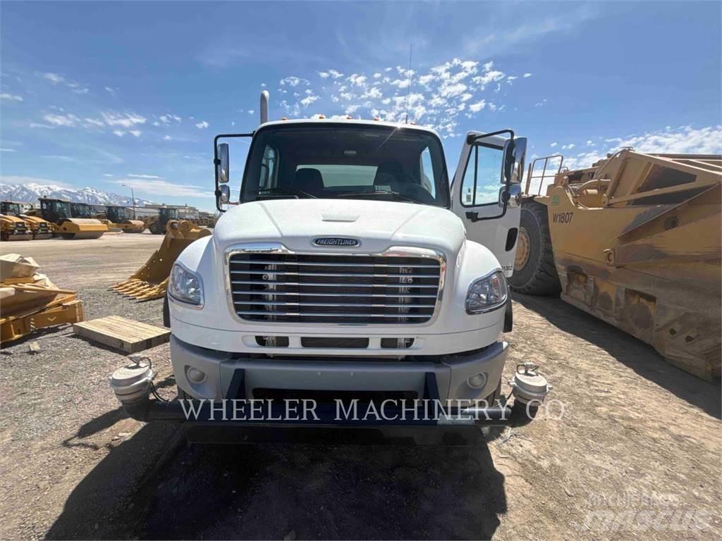 Freightliner WT4000 A 탱커 트럭