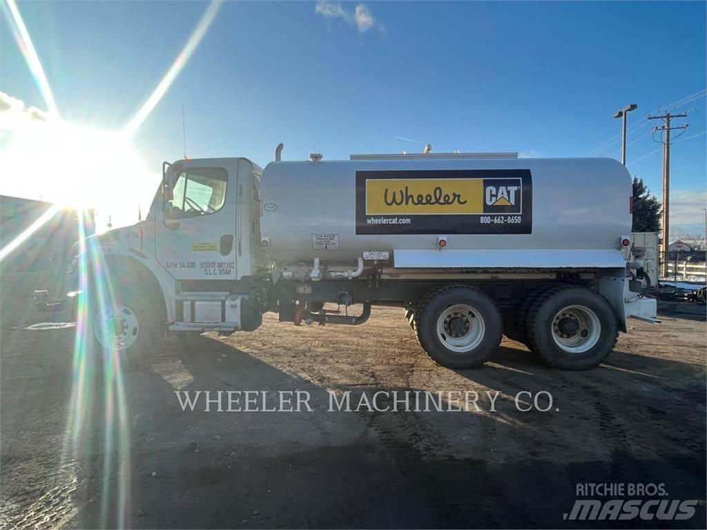 Freightliner WT4000 A 탱커 트럭
