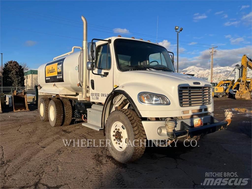 Freightliner WT4000 A 탱커 트럭
