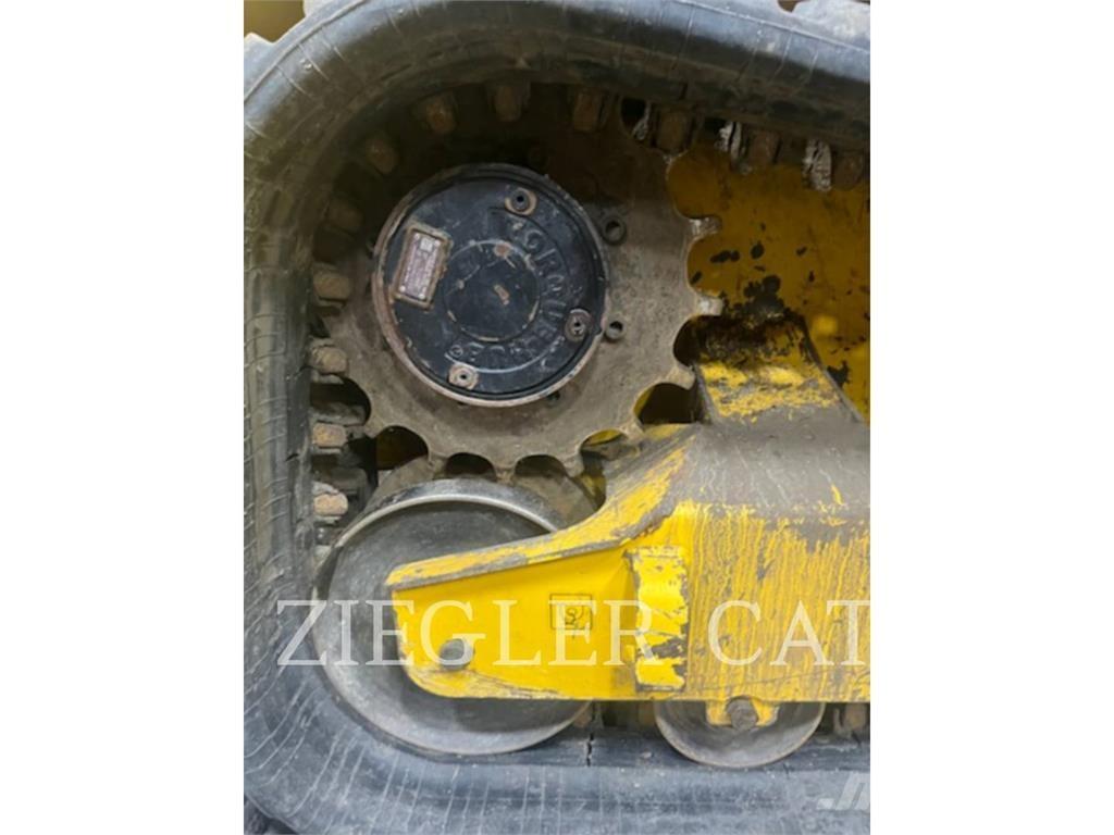 Gehl RT215 궤도식 로우더