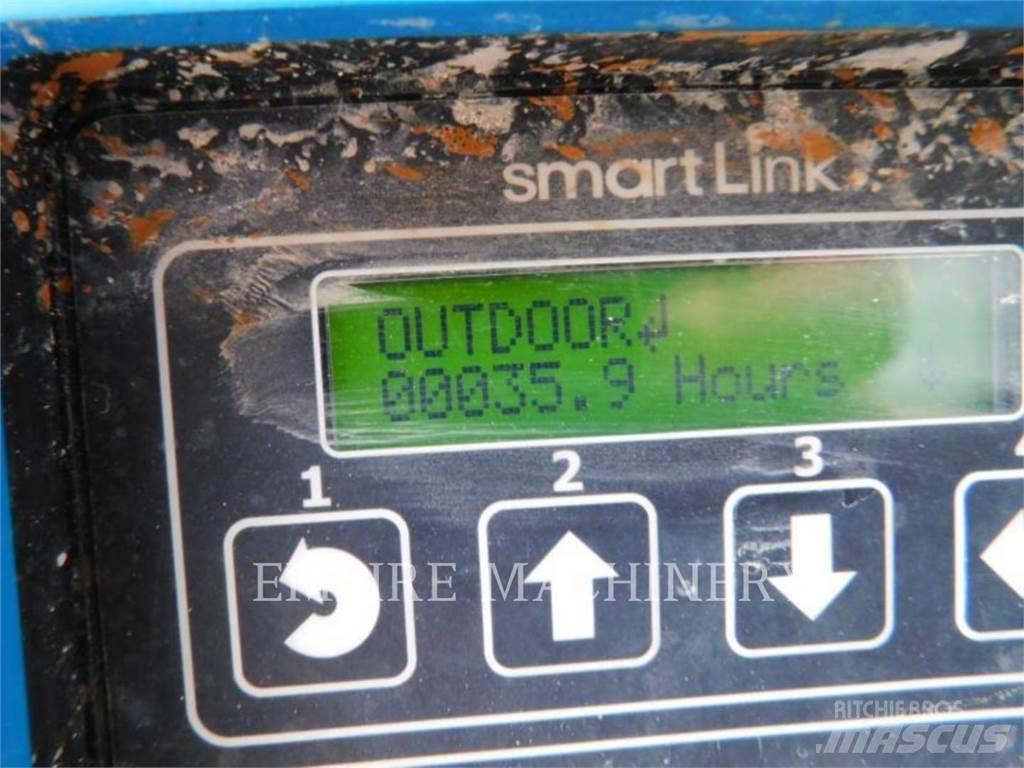 Genie GS1330 관절형 전동이동 리프트