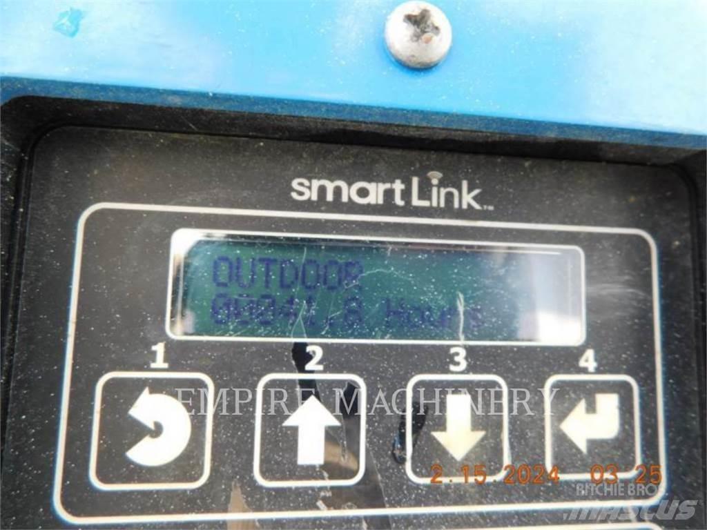 Genie GS1330 관절형 전동이동 리프트
