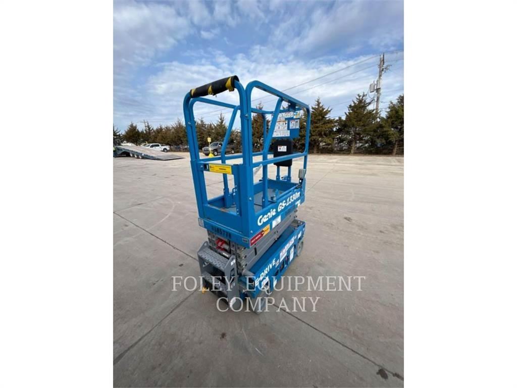 Genie GS1330 가위형 리프트
