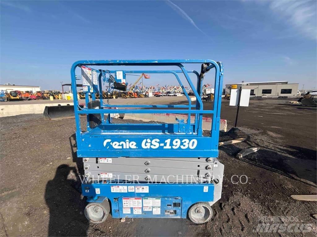 Genie GS1930 가위형 리프트