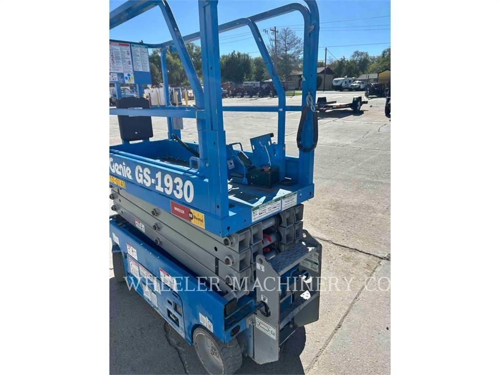 Genie GS1930 가위형 리프트