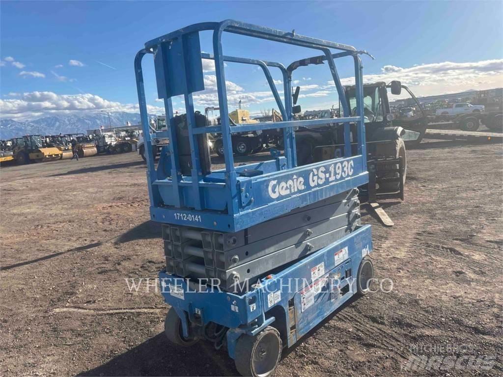 Genie GS1930 가위형 리프트