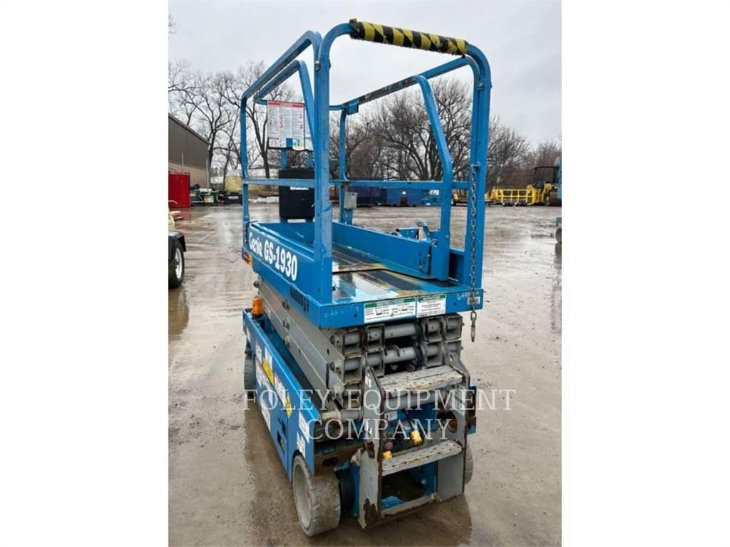 Genie GS1930EE 가위형 리프트