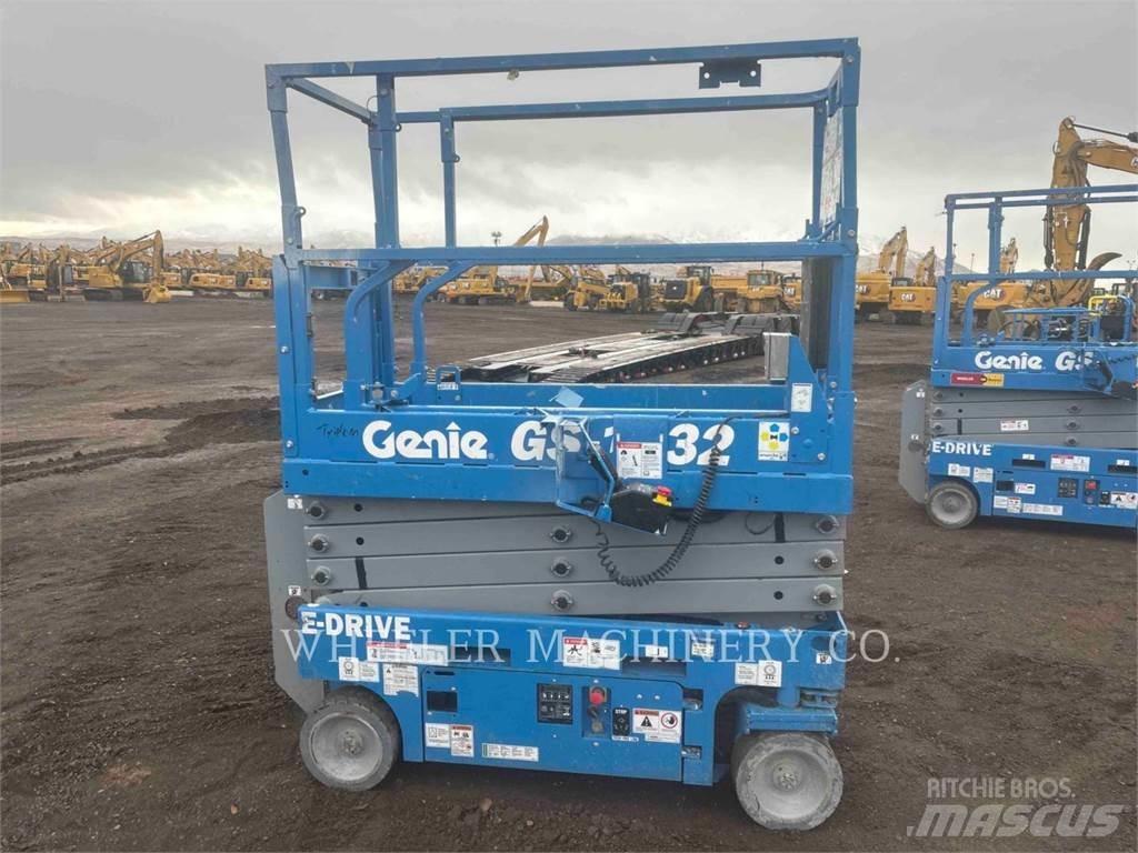 Genie GS1932 가위형 리프트