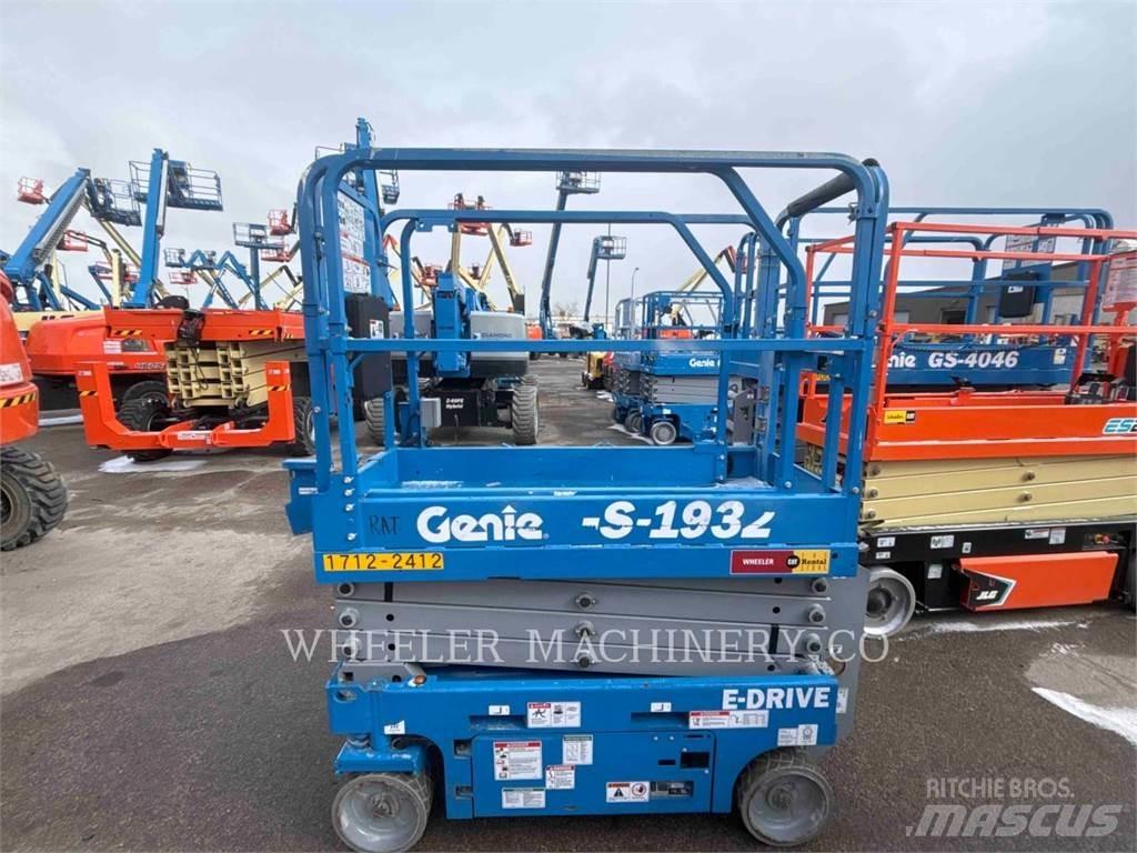 Genie GS1932 가위형 리프트