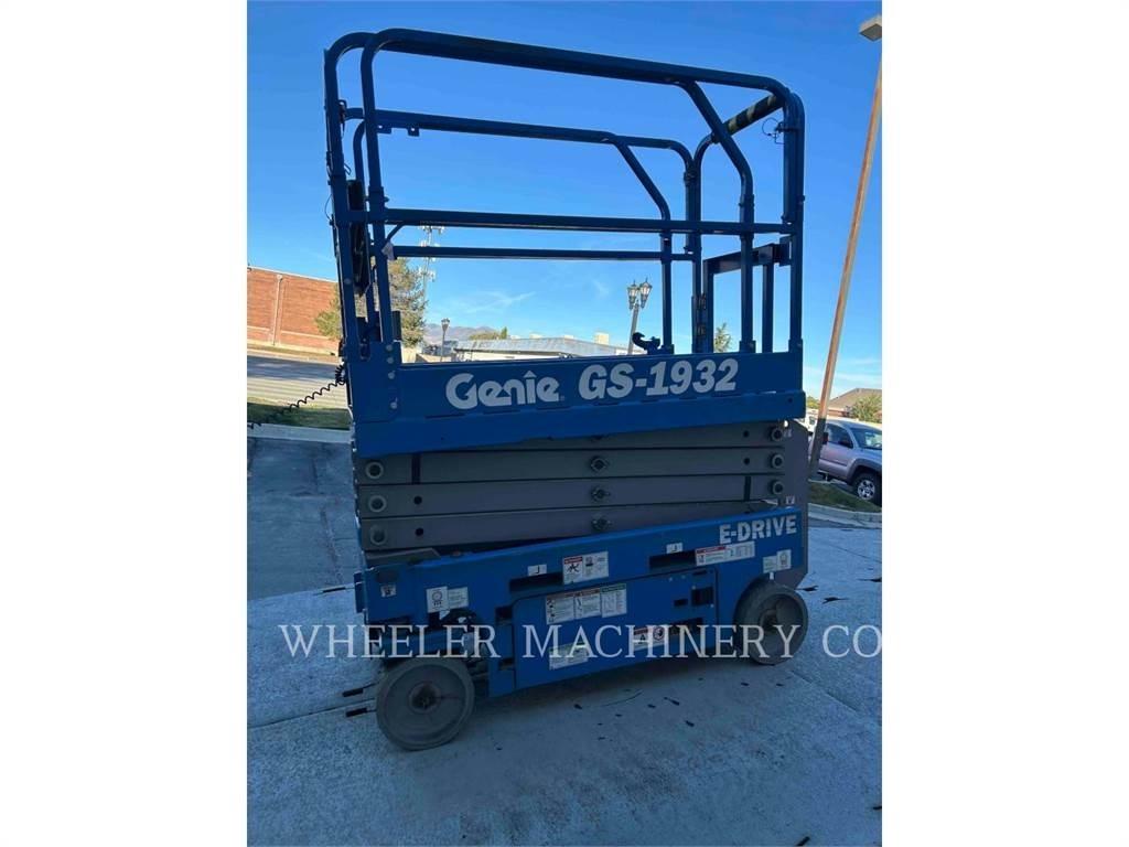 Genie GS1932 가위형 리프트
