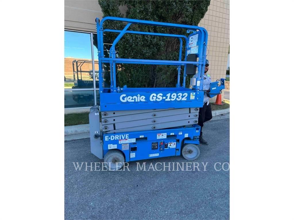 Genie GS1932 가위형 리프트