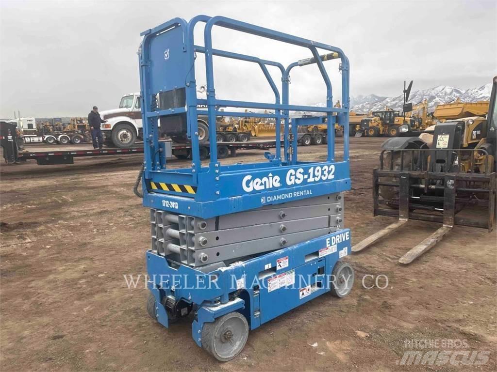 Genie GS1932 가위형 리프트