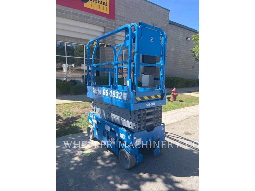 Genie GS1932 가위형 리프트