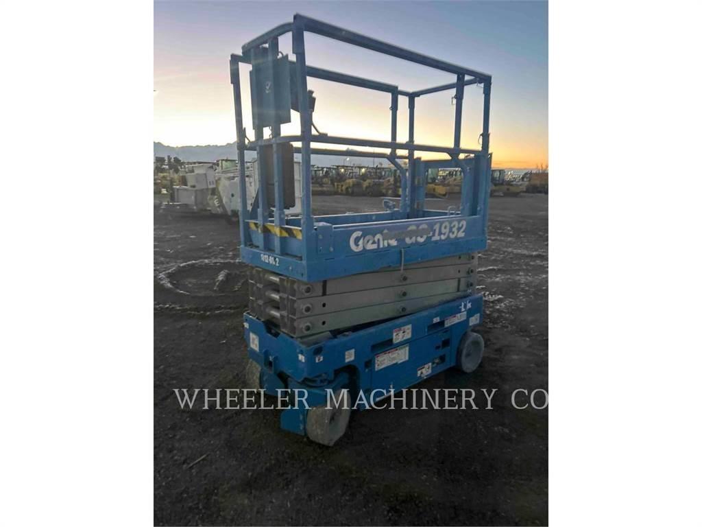 Genie GS1932 가위형 리프트