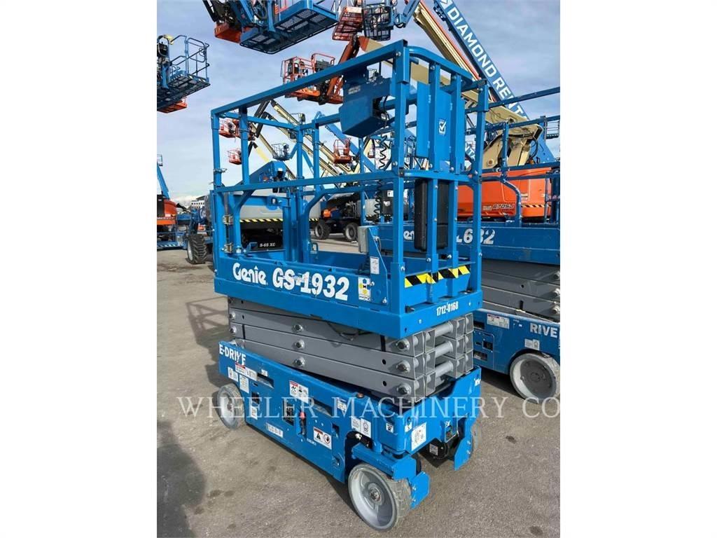 Genie GS1932 가위형 리프트
