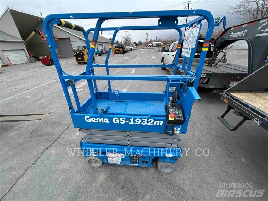 Genie GS1932M 가위형 리프트
