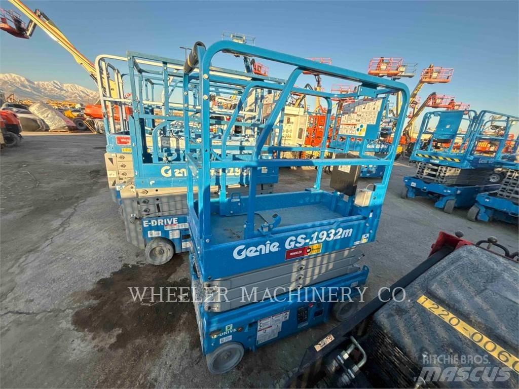 Genie GS1932M 가위형 리프트