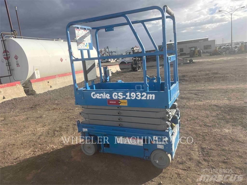 Genie GS1932M 가위형 리프트
