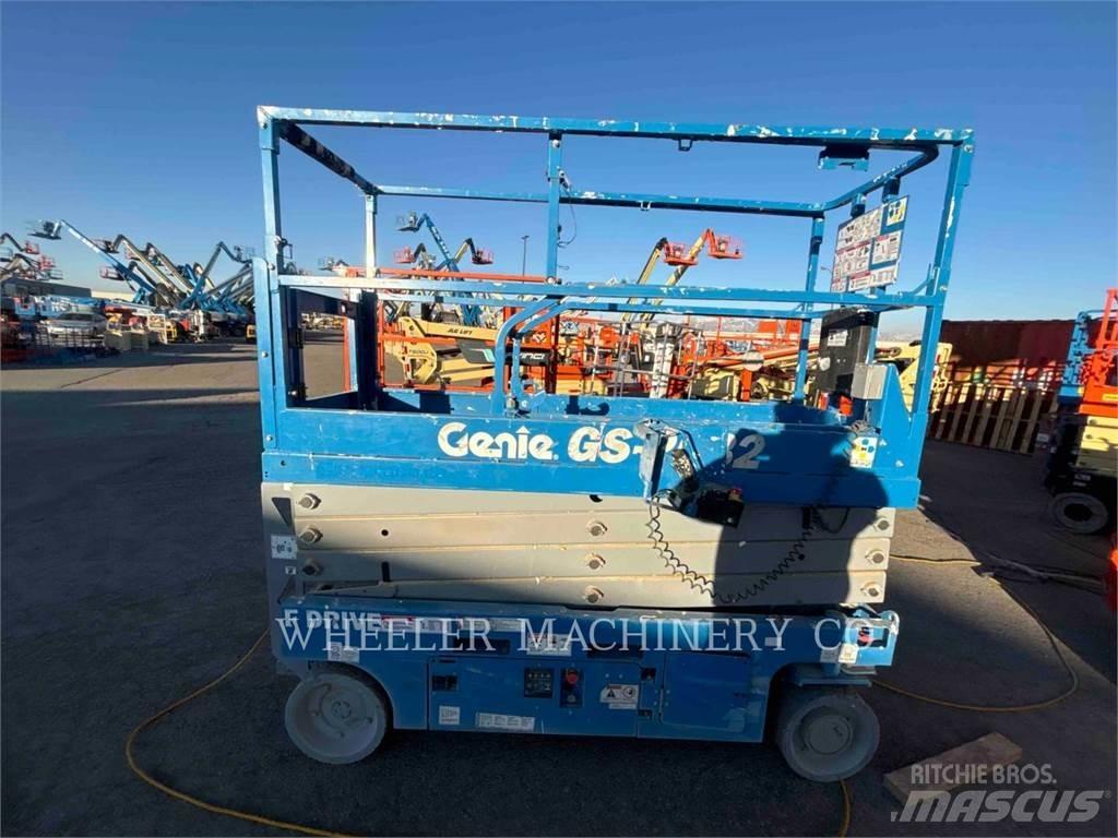 Genie GS2632 가위형 리프트