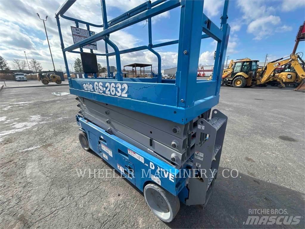Genie GS2632 가위형 리프트