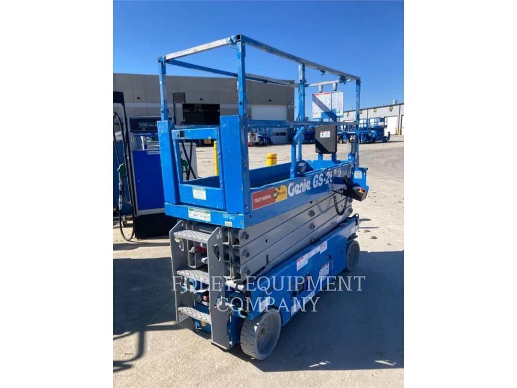 Genie GS2632 가위형 리프트