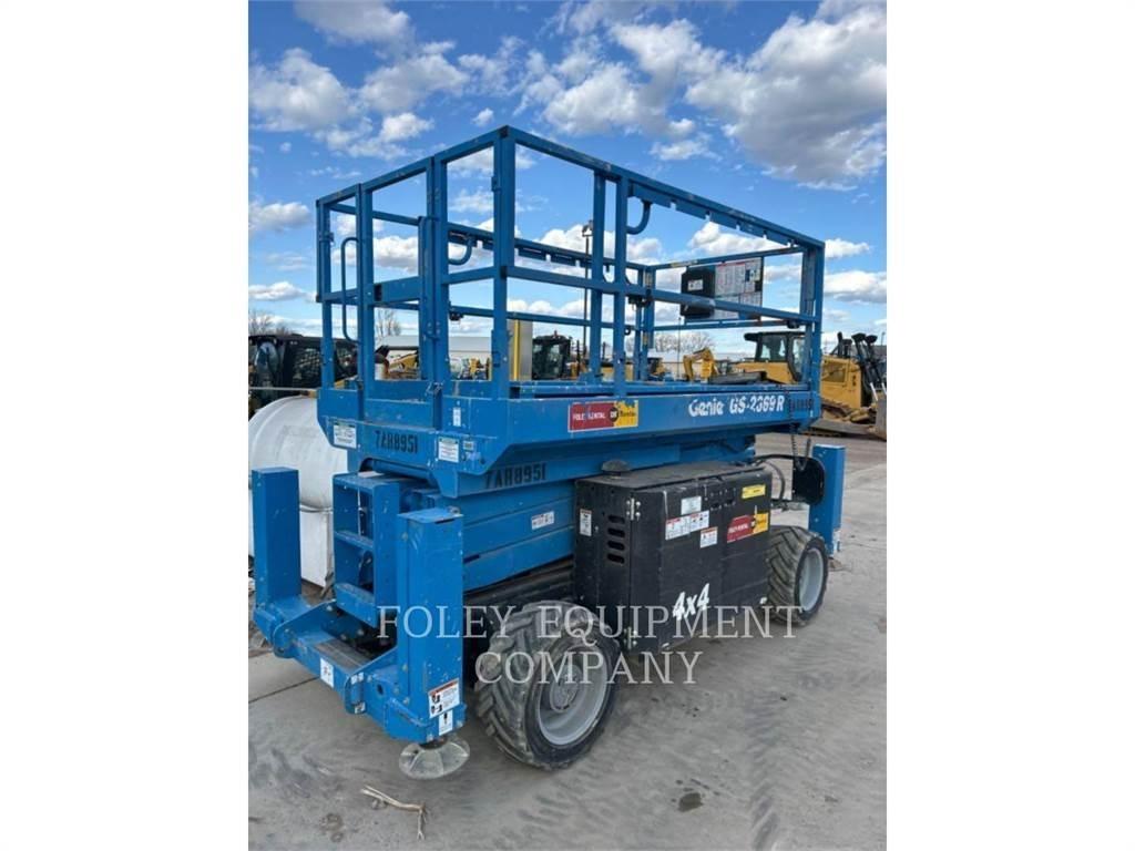 Genie GS2669RTGO 가위형 리프트
