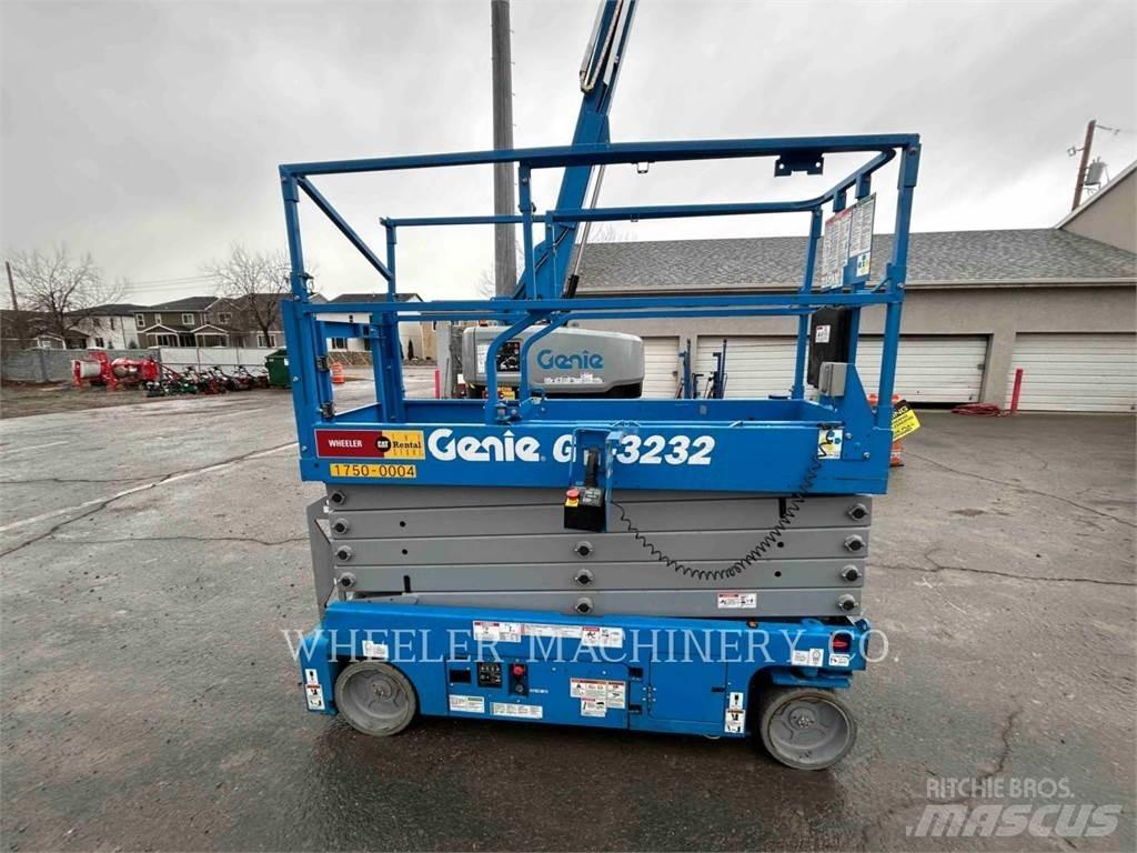 Genie GS3232 가위형 리프트
