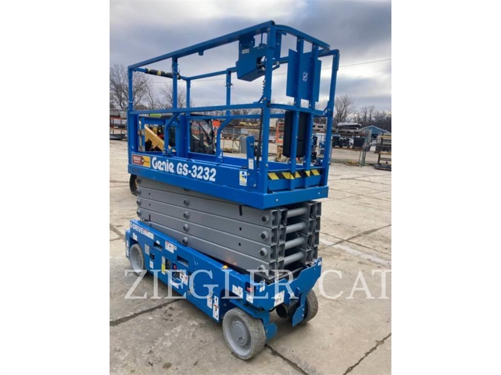 Genie GS3232 가위형 리프트