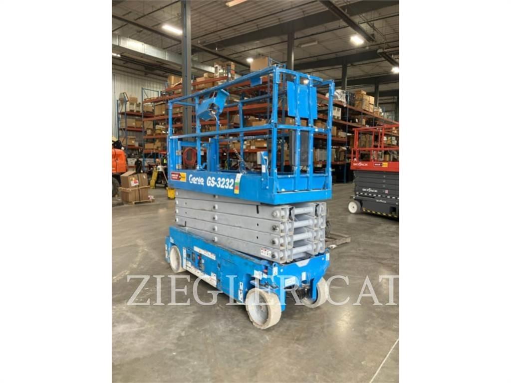 Genie GS3232 가위형 리프트