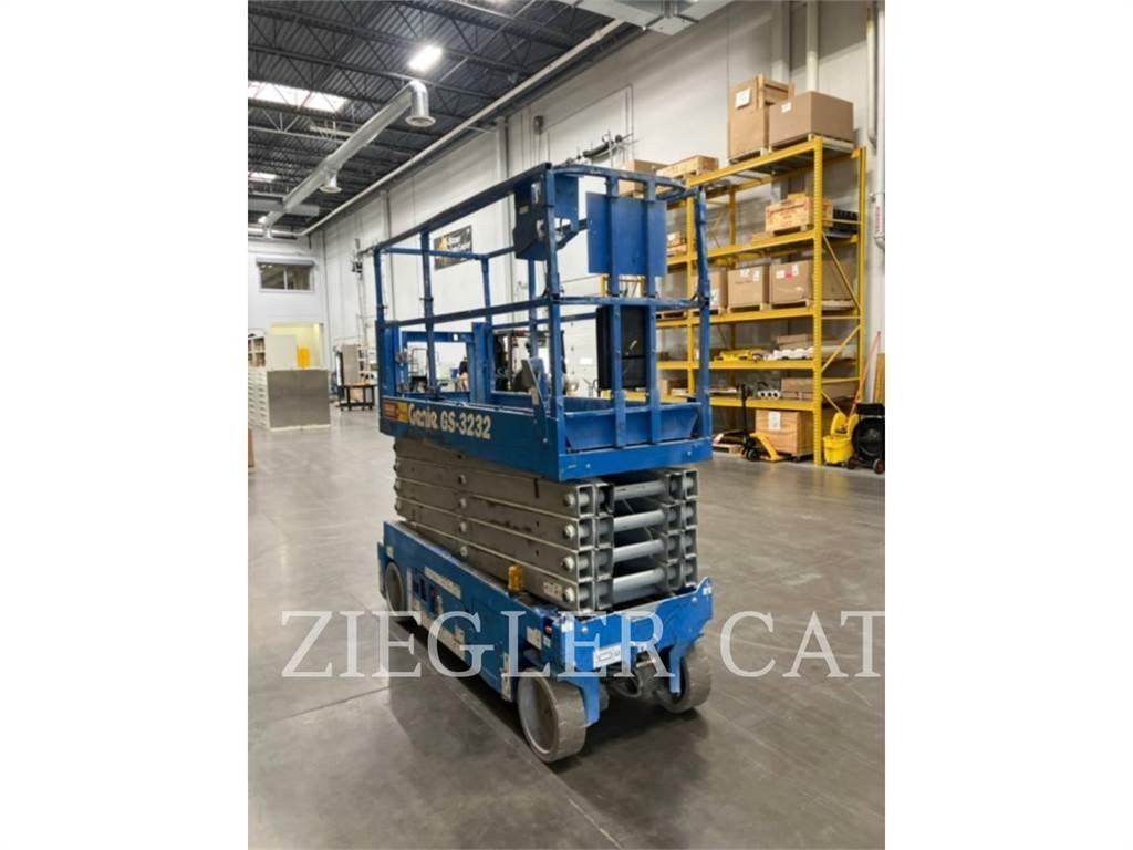 Genie GS3232 가위형 리프트