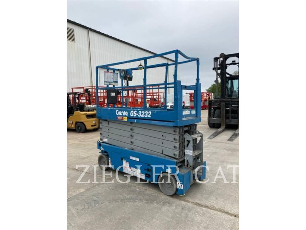 Genie GS3232 가위형 리프트