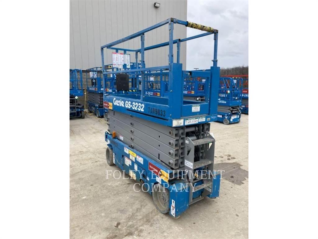 Genie GS3232EE 가위형 리프트