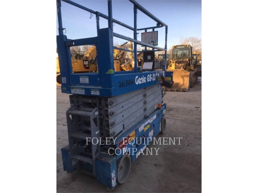 Genie GS3232O 가위형 리프트