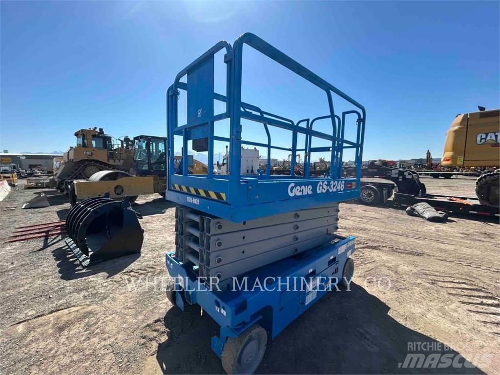 Genie GS3246 가위형 리프트
