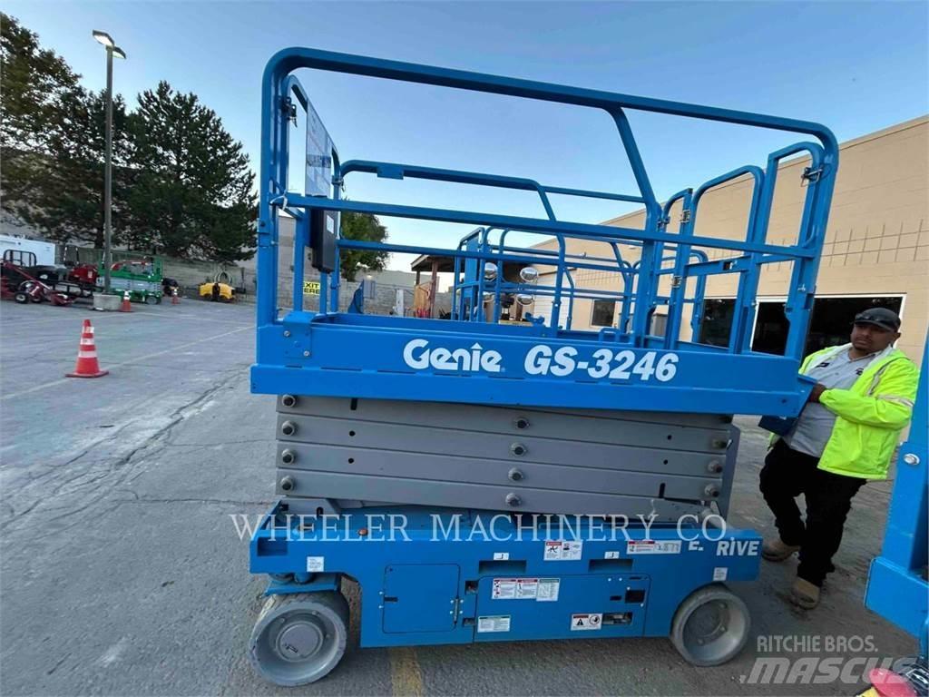 Genie GS3246 가위형 리프트