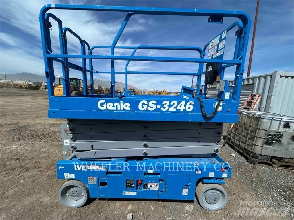 Genie GS3246 가위형 리프트