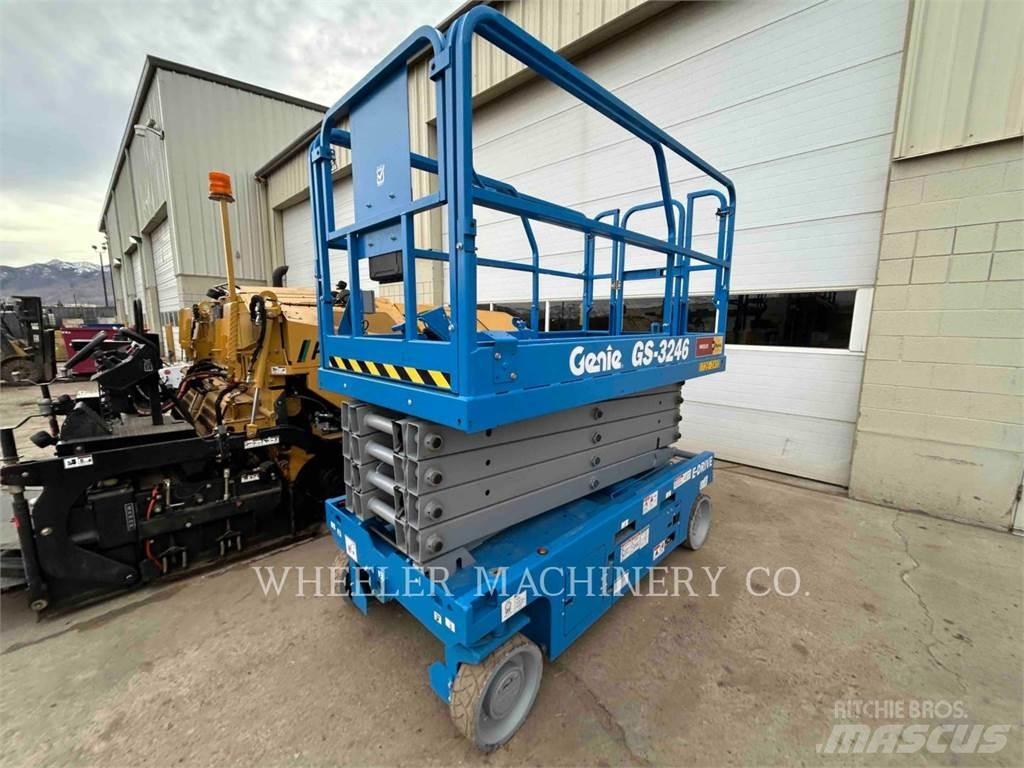 Genie GS3246 가위형 리프트