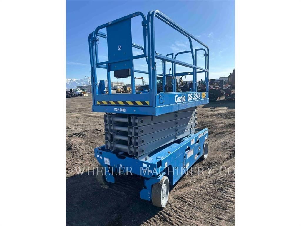 Genie GS3246 가위형 리프트