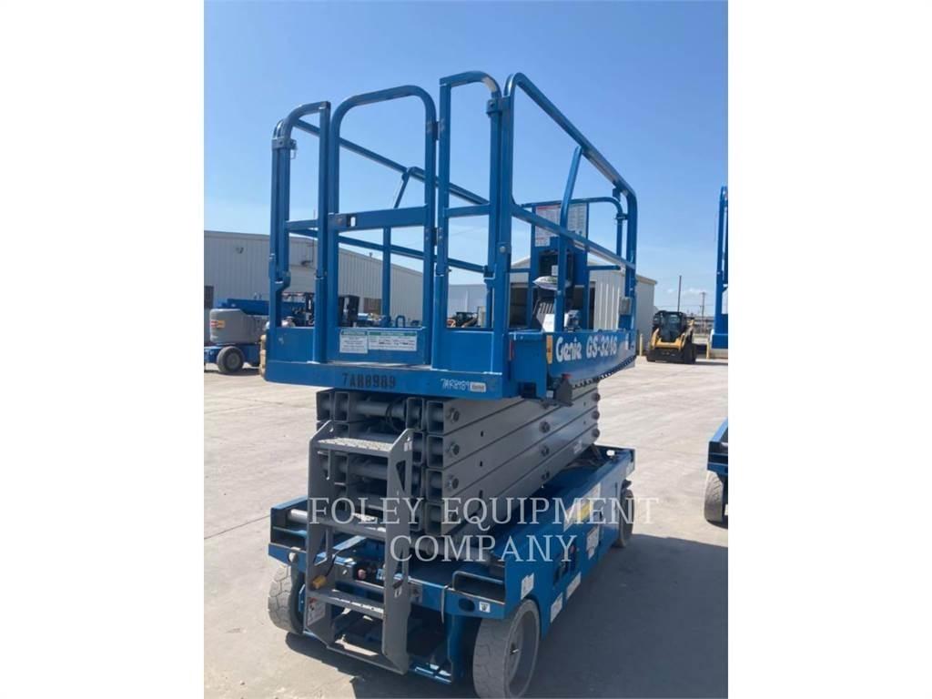 Genie GS3246 가위형 리프트