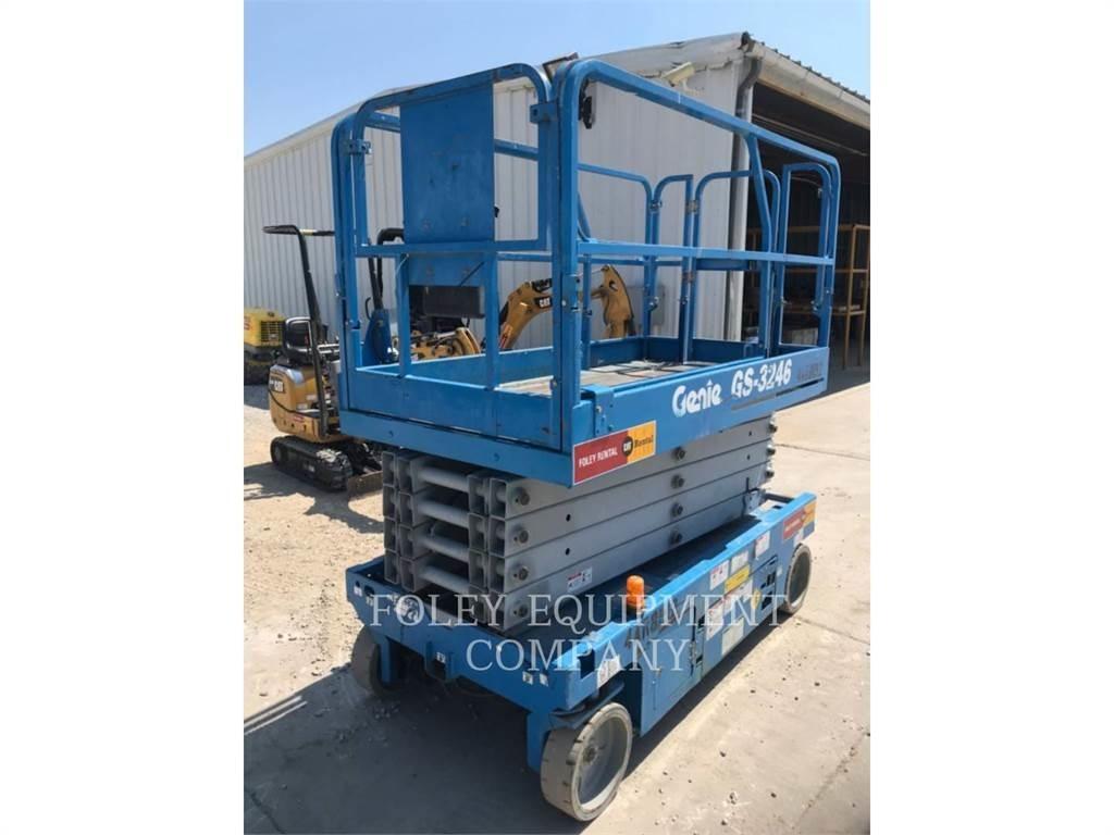 Genie GS3246EE 가위형 리프트