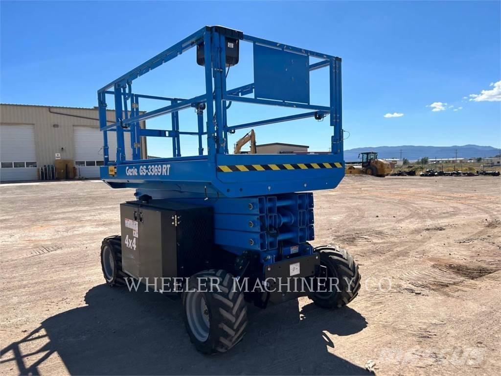 Genie GS3369 RT 가위형 리프트